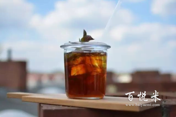 四款冷萃咖啡雞尾酒配方讓您在家也能爽翻夏日，這個夏天不白過